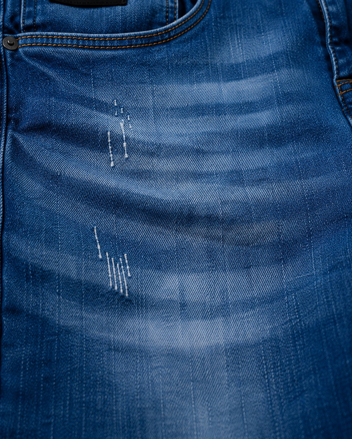 Auren Milano denim texture and distressed detail